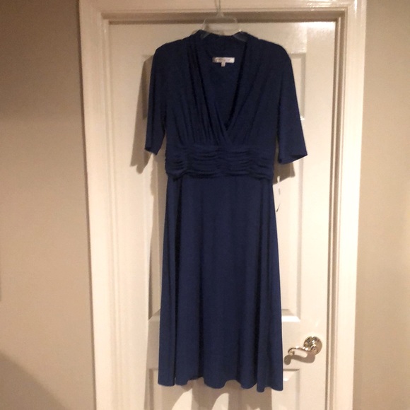 Evan Picone Dresses & Skirts - NWT Evan Picone dress.  Size 14. Blue.